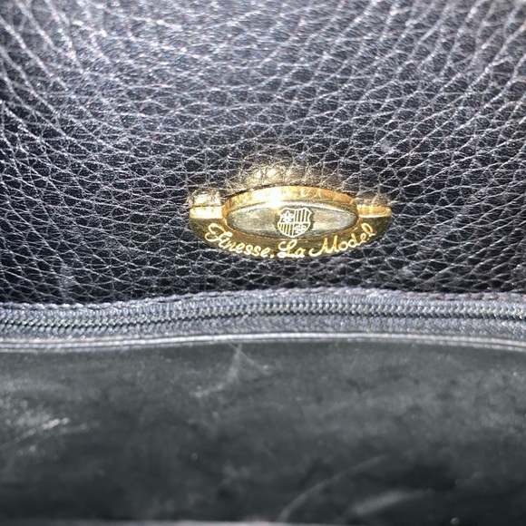 Finesse La Model Handbag - Picture 7 of 8